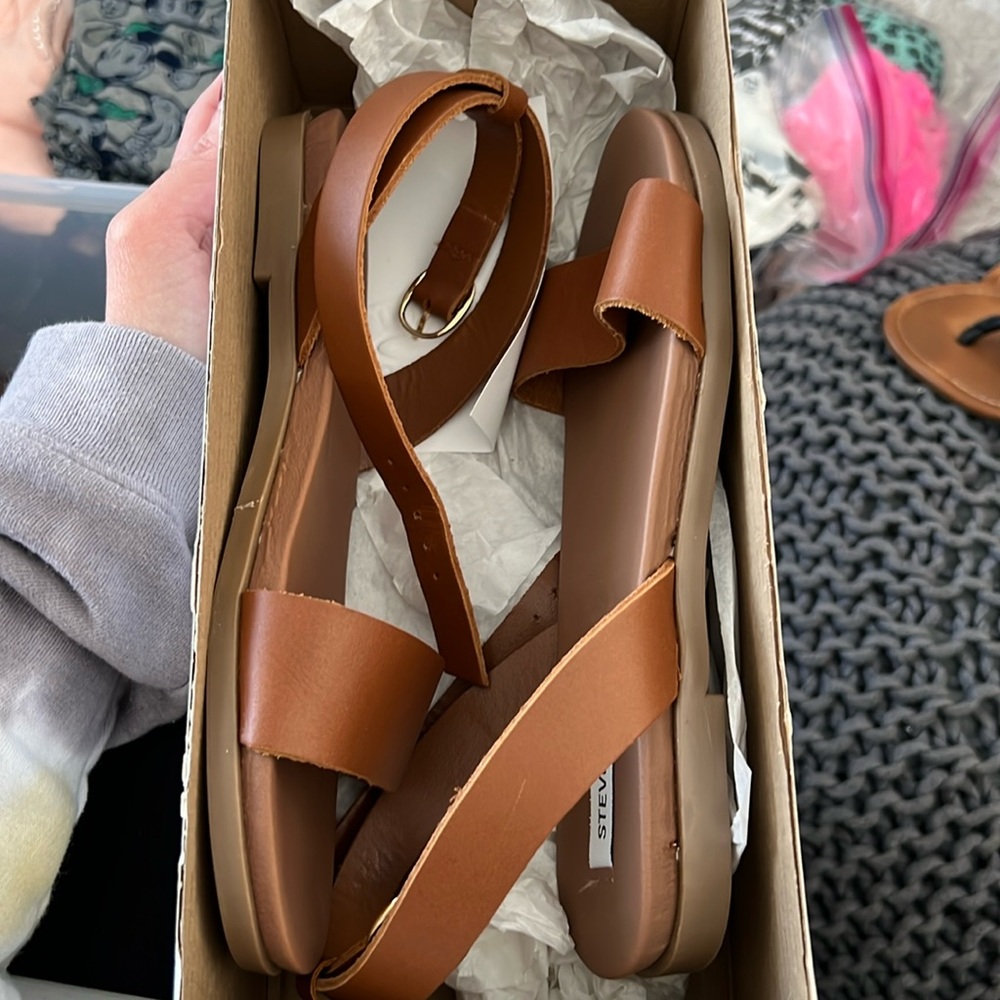 Steve Madden sandal